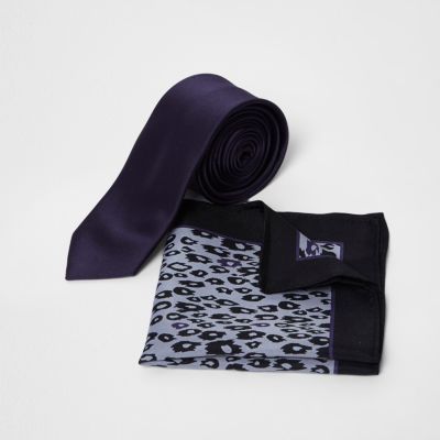 Purple leopard print tie and pocket square